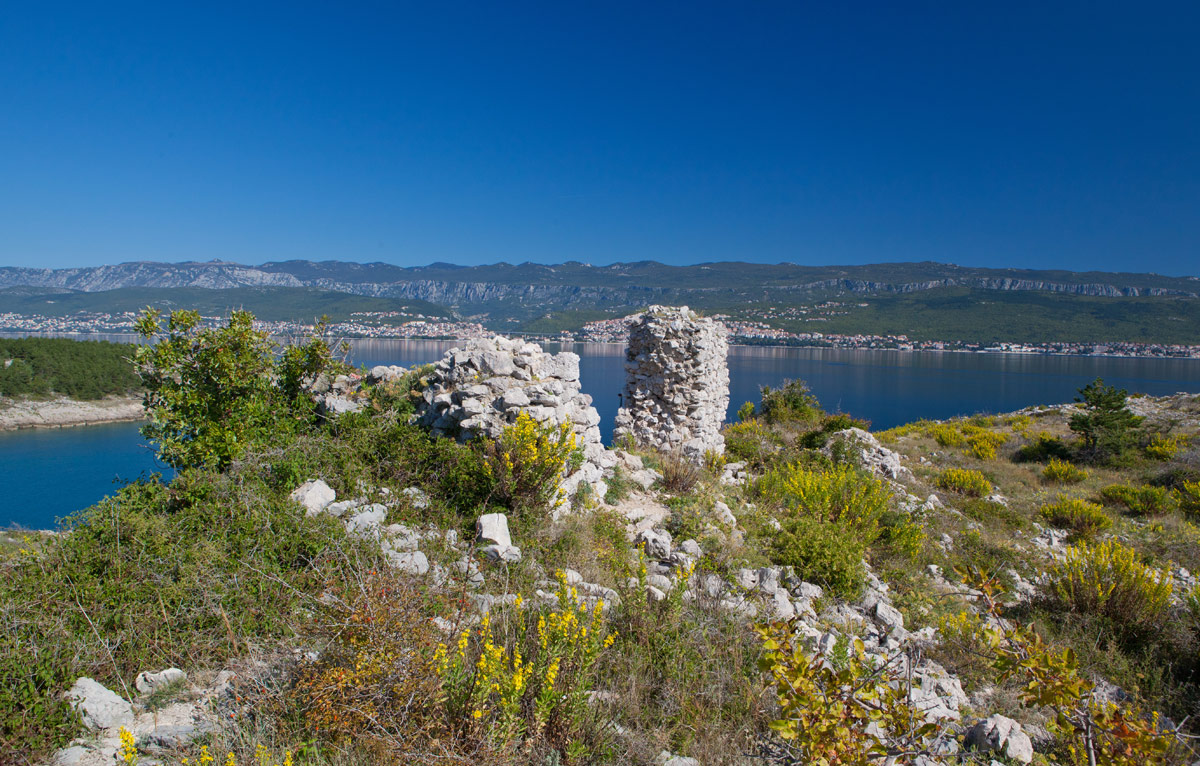 I resti della torre Bizantina